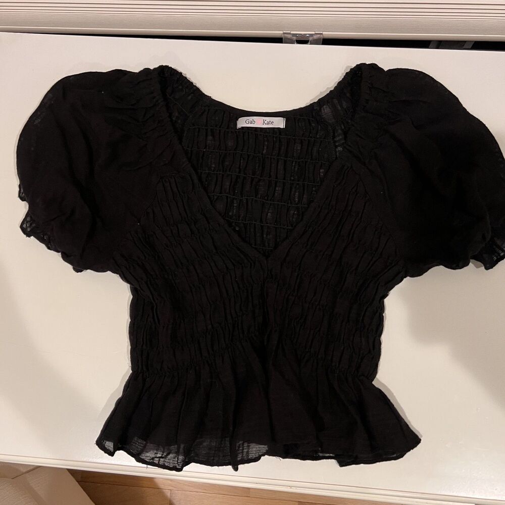 Gab & Kate Black Smocked Puff Sleeve Top In size Medium